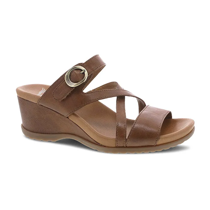 Womens Dansko Ana in Tan Soft Finish Relax Vibe