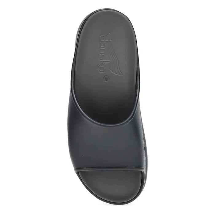 Womens Dansko Devyn in Black Outdoor Essential