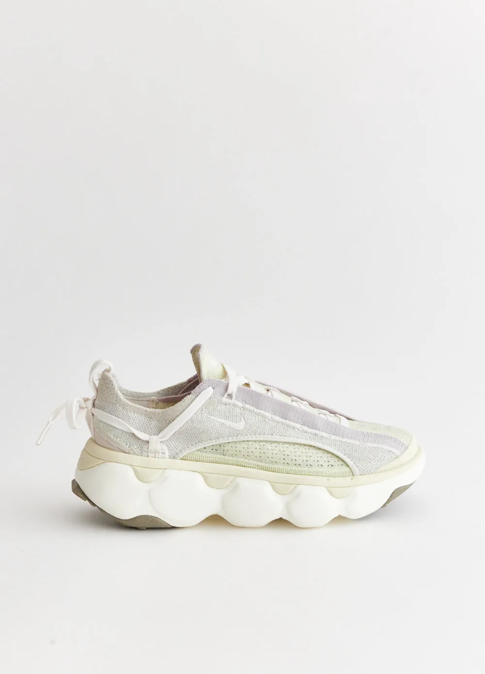 Travel Edge Women's Flyknit Bloom 'Light Bone' Sneakers