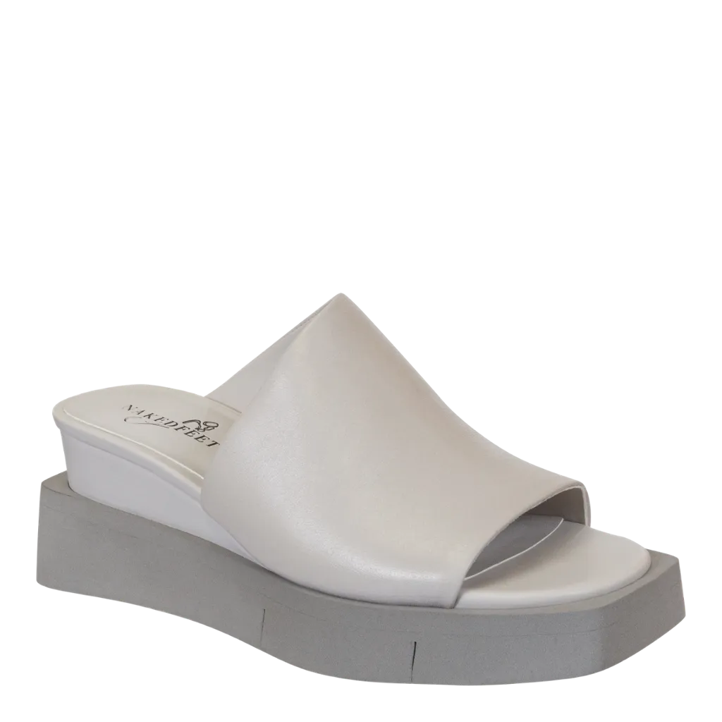Control Step WOMEN'S INFINITY