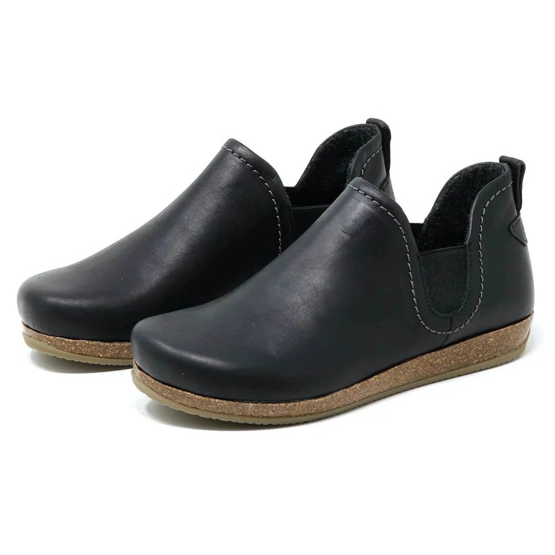 Women's Lieben Leather Chelsea Boot Marathon Pace