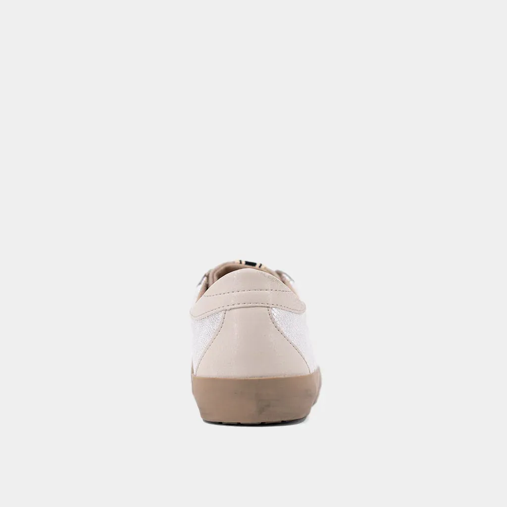 WOMEN'S MIA Jump High indoor activity