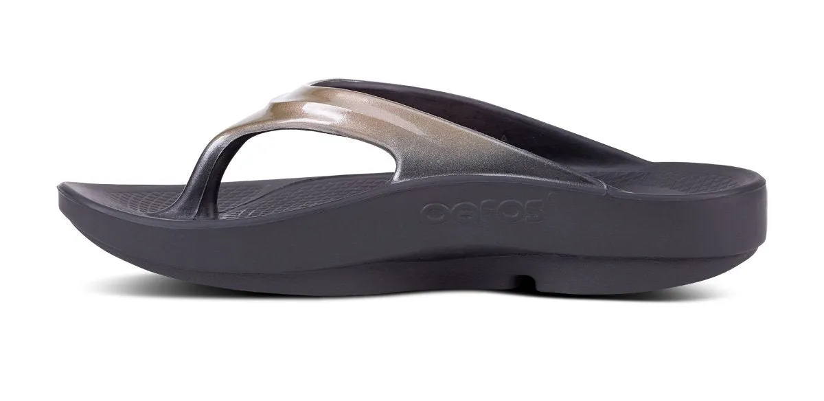 WOMEN'S OOlala LUXE Lightweight Footwear