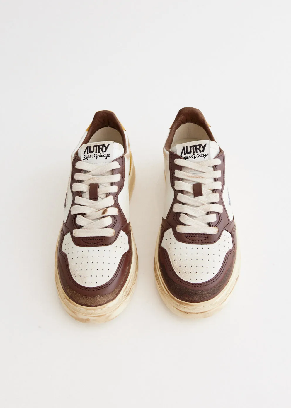 Women's Super Vintage Low Sneakers Explore City Daily Move