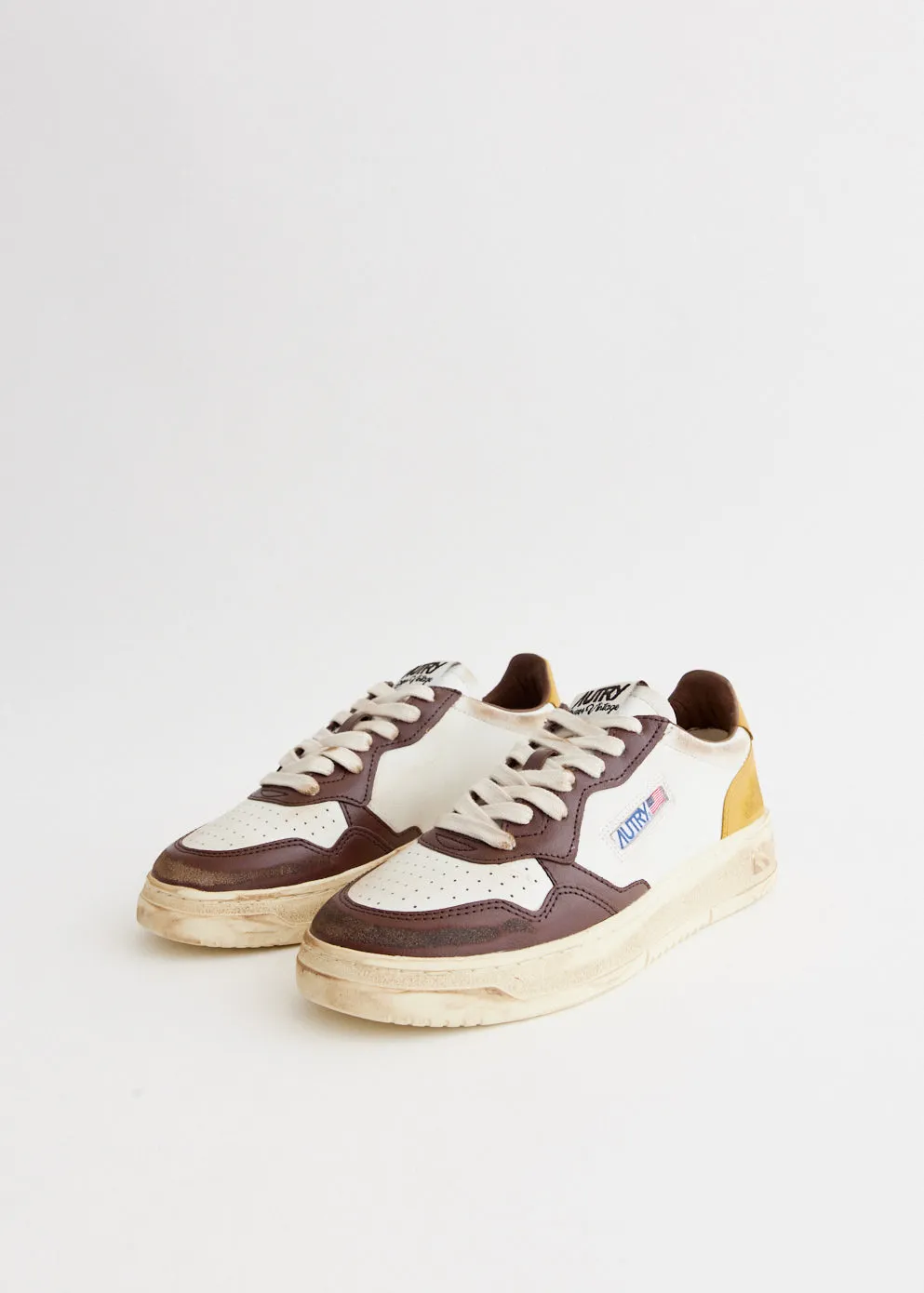 Light Fit Women's Super Vintage Low Sneakers