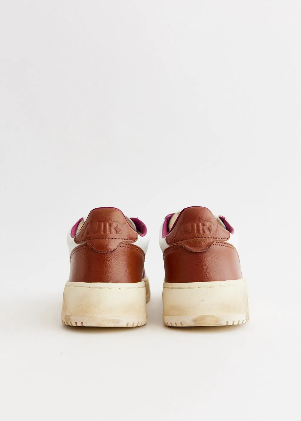 Walk Ease Women's Super Vintage Low Sneakers