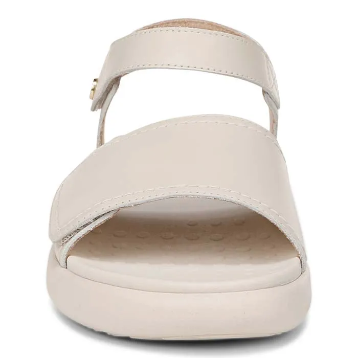 Drive Mood Womens Vionic Awaken in Cream