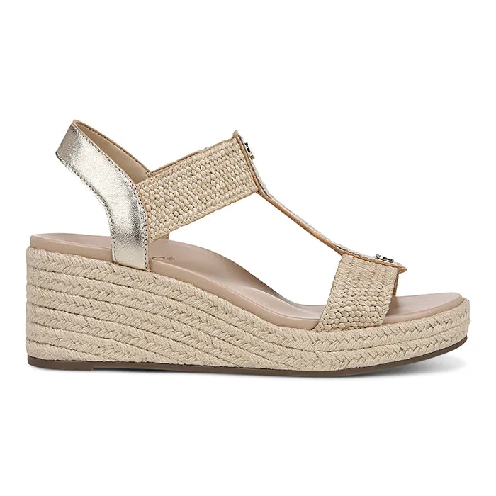 Relaxed Walk Womens Vionic Calera in Gold