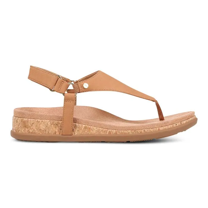 Non-Slip Shoes Womens Vionic Kirra II in Camel