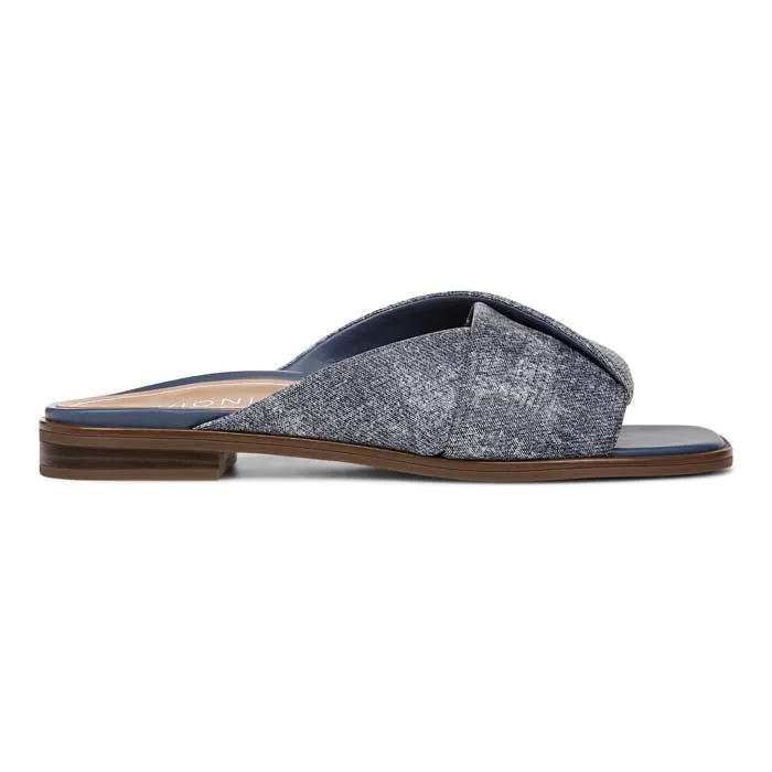 Weekend Ease Womens Vionic Miramar in Denim Blue