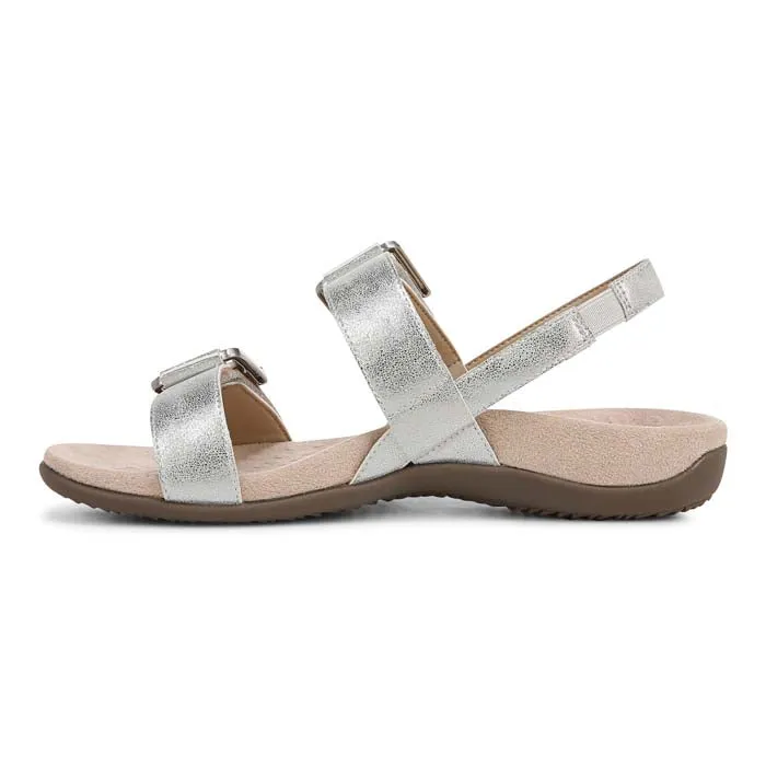 Weekend Ease Womens Vionic Reese in Silver