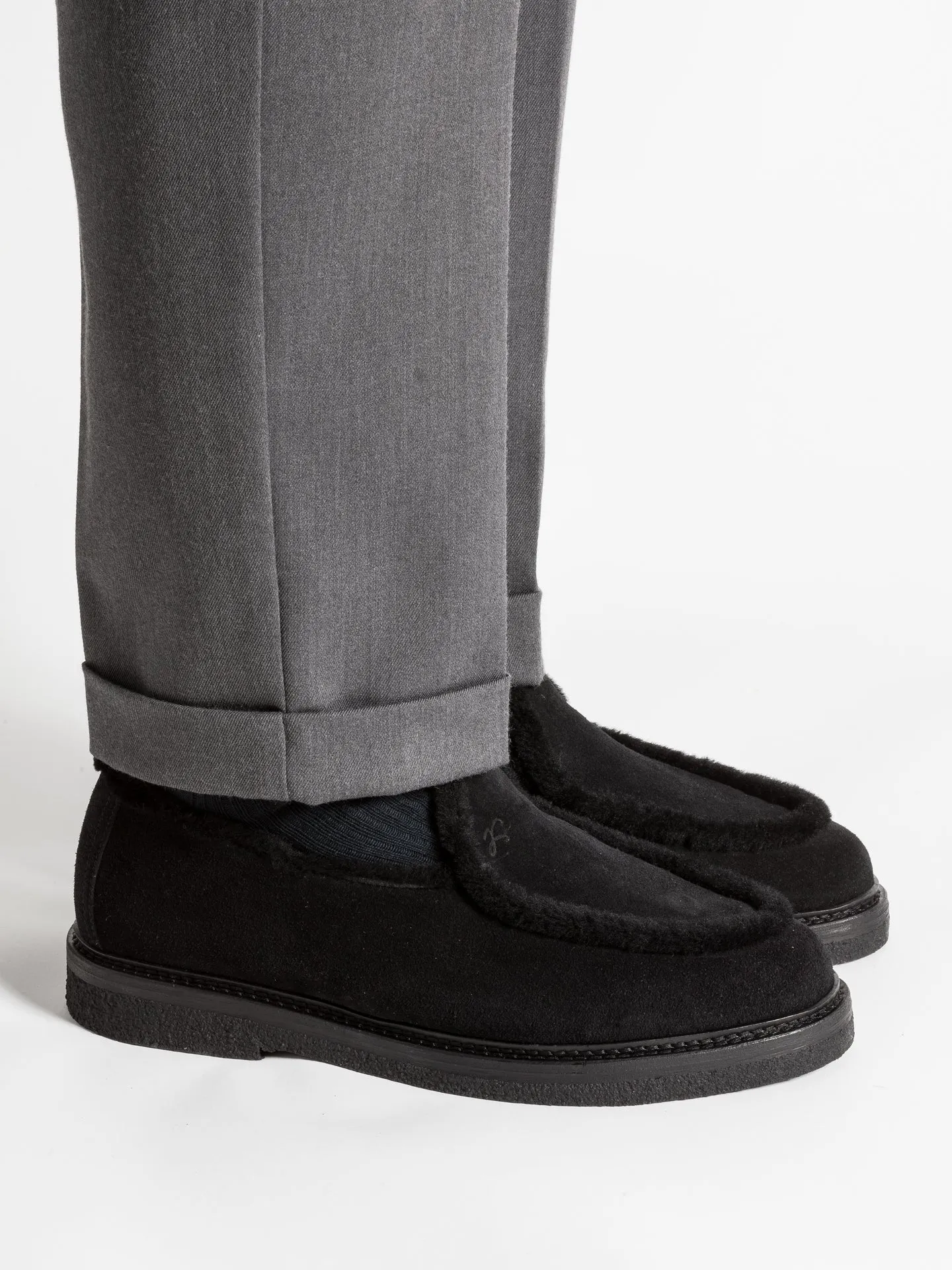 ALEXIS BLACK SHEARLING Dinner Date Korean Edge