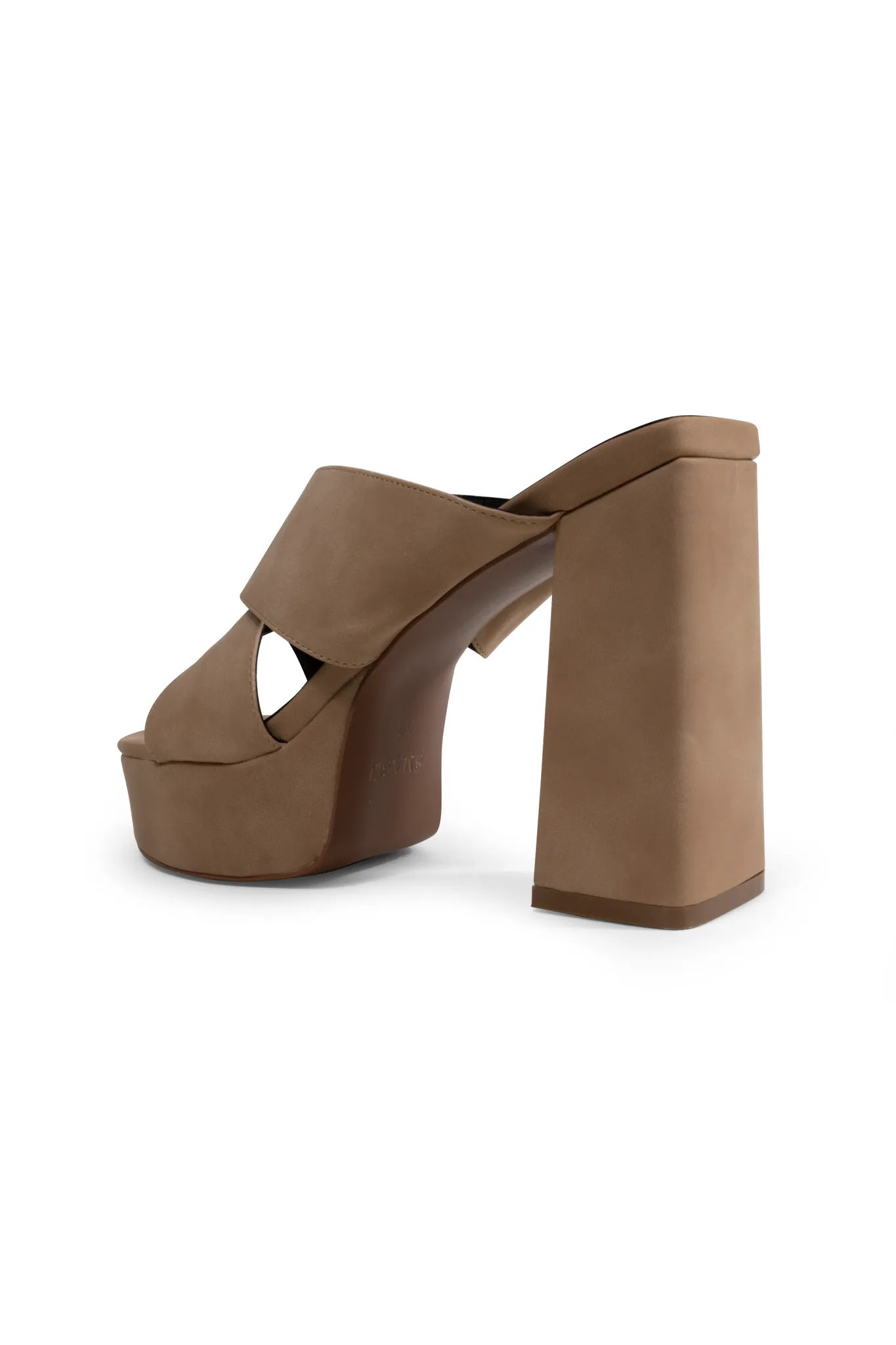 Wray (Final Sale) Refined Look Delicate Touch