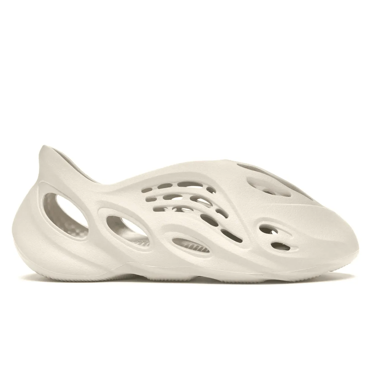 Foot Protection Yeezy Foam RNNR Ararat