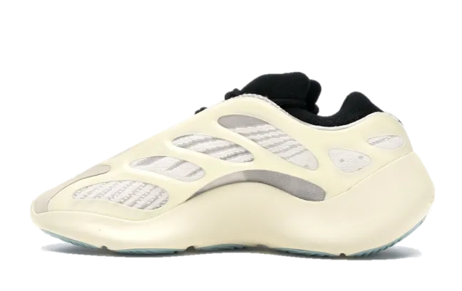 YZY 700 V3 Azael Foot Performance