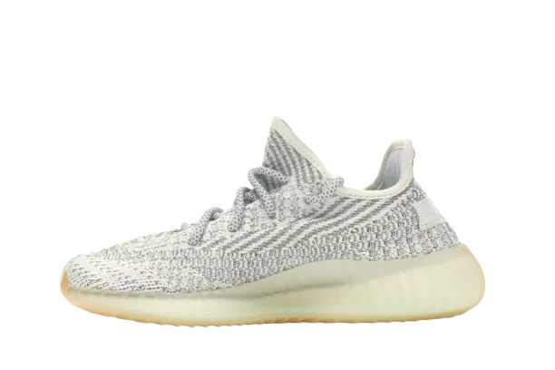 Training Activity YZY Boost 350 V2 Yeshaya (Reflective)