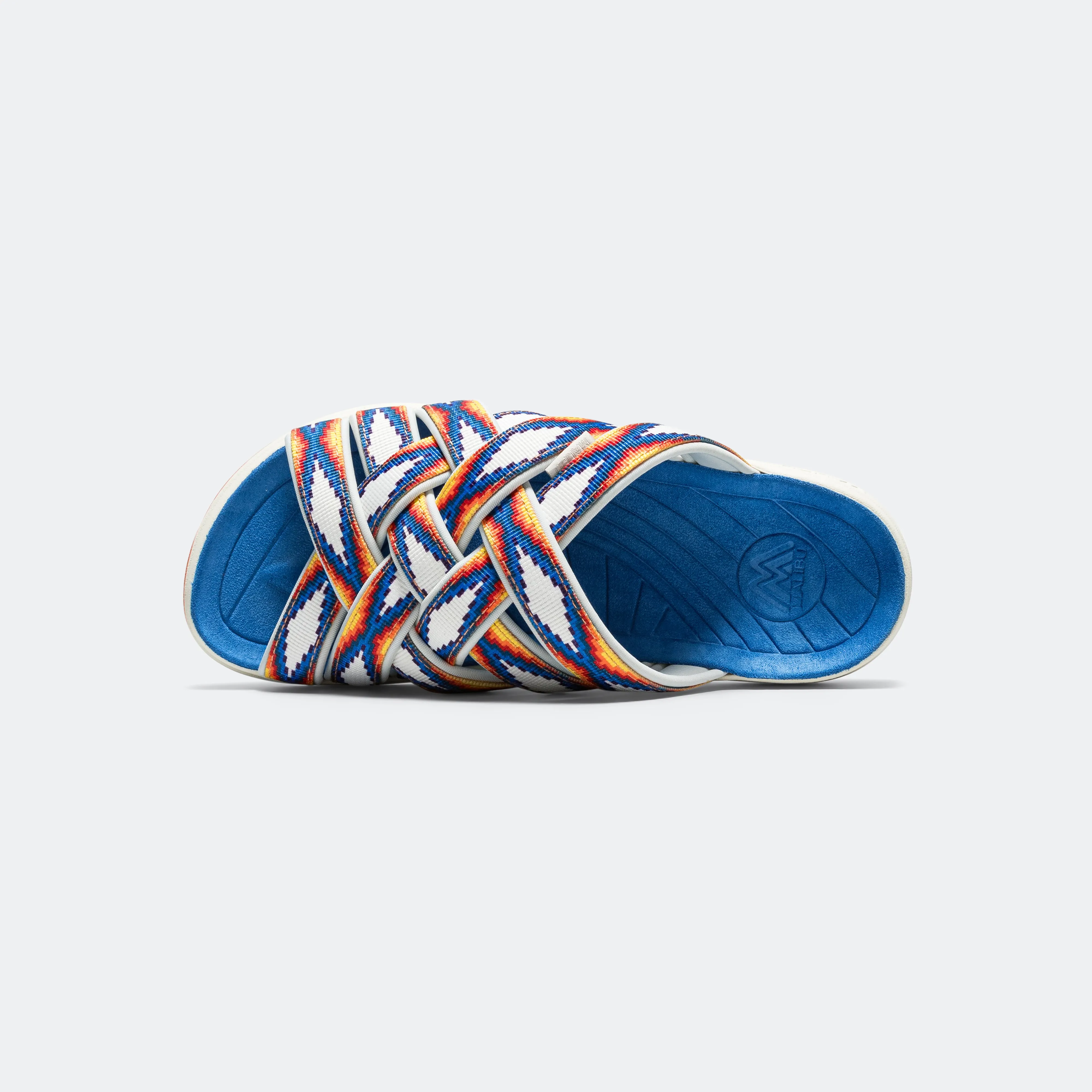 Zuma LX Recycled Aztec Pattern - White/White Comfort Path dry surface